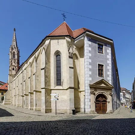 Klariska Near Michael's Gate Apartment Bratislava