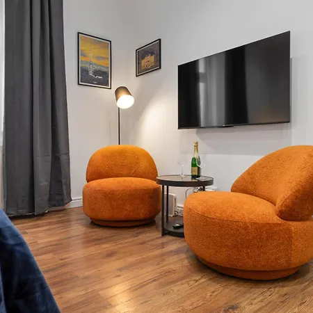 Apartman Klariska Near Michael's Gate